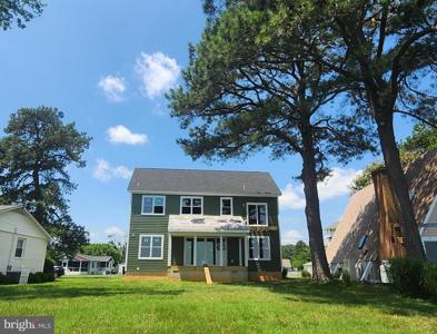 54 SHORE DR.