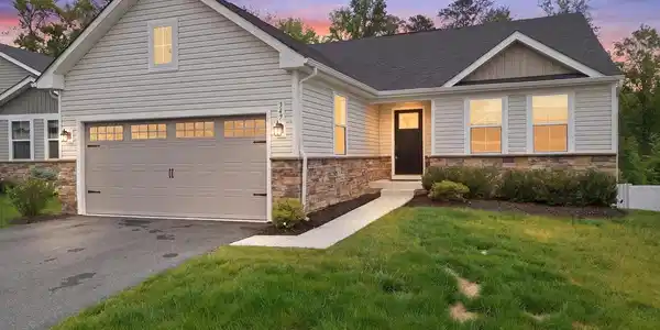 369 CALVERT CROSSING