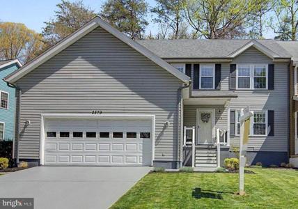 2579 HIDDEN COVE ROAD