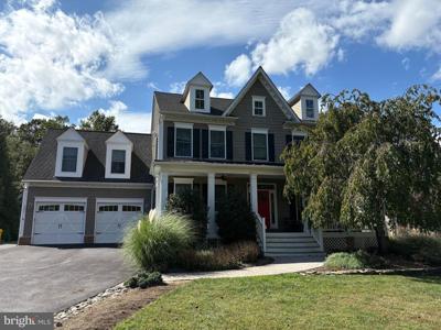 930 LAKE DRIVE