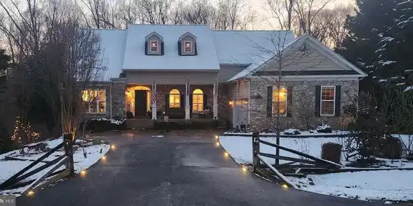 115 POPLAR VIEW DRIVE