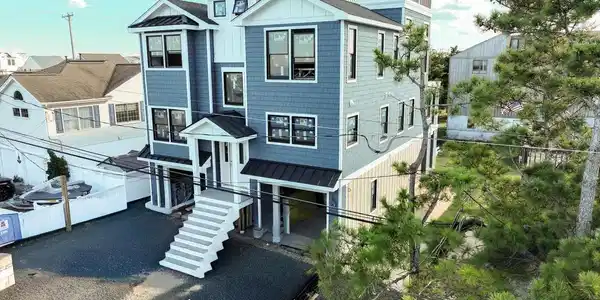 2 29TH STREET