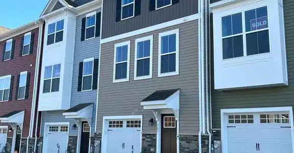 318 PURPLE PLACE