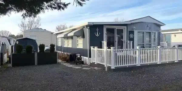 114 SKIPJACK CIRCLE