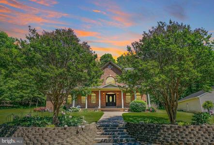 41 TWIN CREEKS LANE