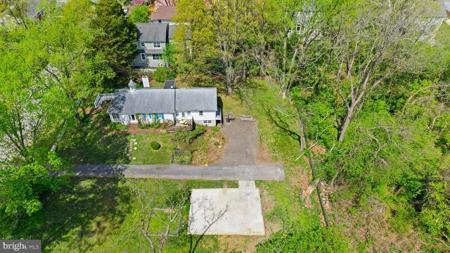 4 SHILEY STREET