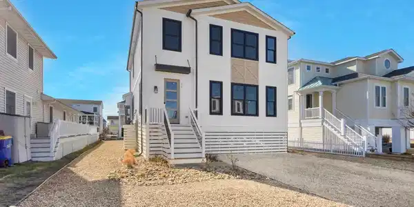 24 ATLANTIC STREET