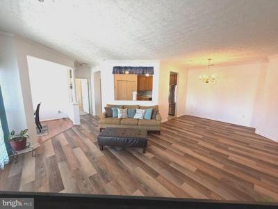 5082 BRIGHTLEAF COURT