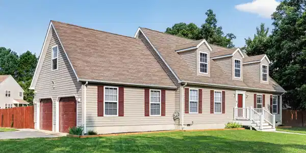 16965 VILLAGE LANE