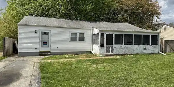 6 WARDOR AVENUE