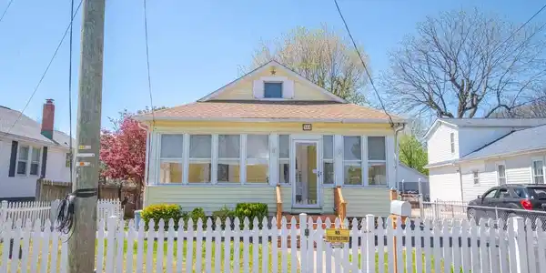 318 LORRAINE AVENUE