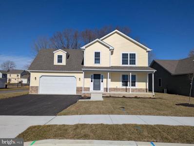 105 FAIRFAX LN,