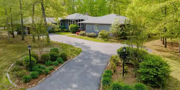 41249 BRENDA COURT