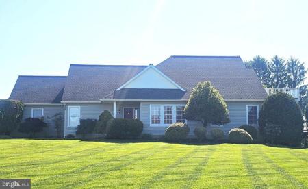 122 WILLOW OAK COURT