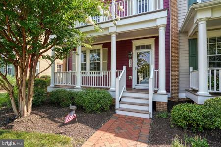 233 GIBSON CIRCLE