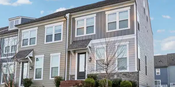1733 AUTUMN MAPLE LEAF DRIVE