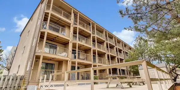 204 33RD STREET