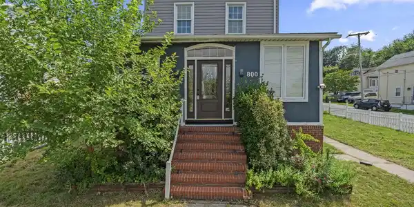 800 NORTHPOINT ROAD
