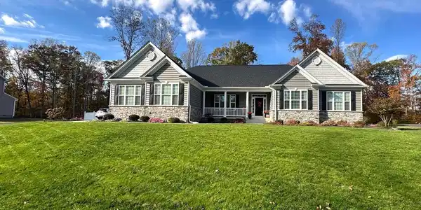 11193 WISTERIA LANE