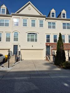 7525 STONEHOUSE RUN DRIVE