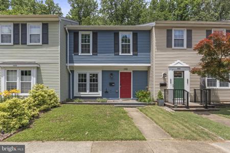 1418 FOXWOOD COURT