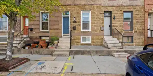 615 CLINTON STREET