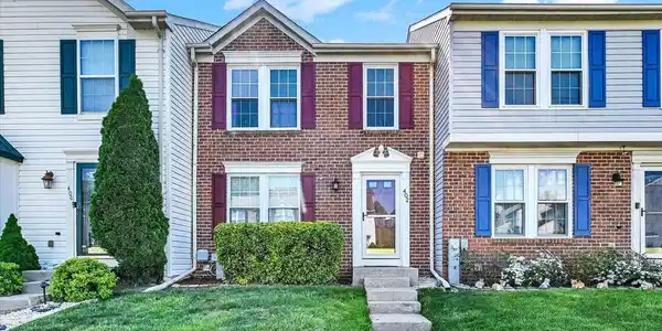 402 MACINTOSH CIRCLE