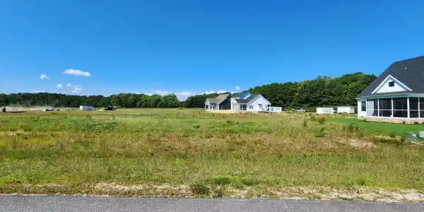 6 PREAKNESS DRIVE