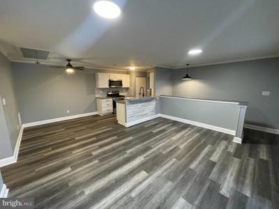 1721 FOUNTAIN ROCK WAY