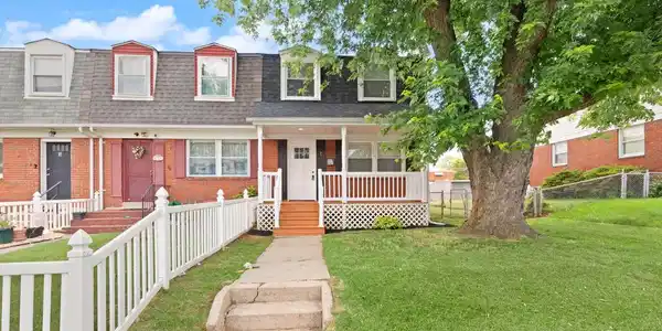 7 BLADEN ROAD
