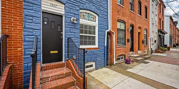 1927 BANK STREET