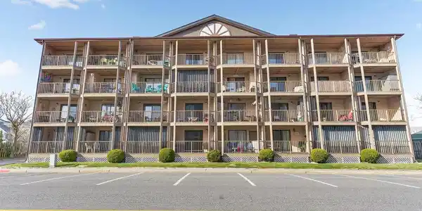 204 33RD STREET