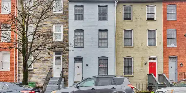 659 PORTLAND STREET