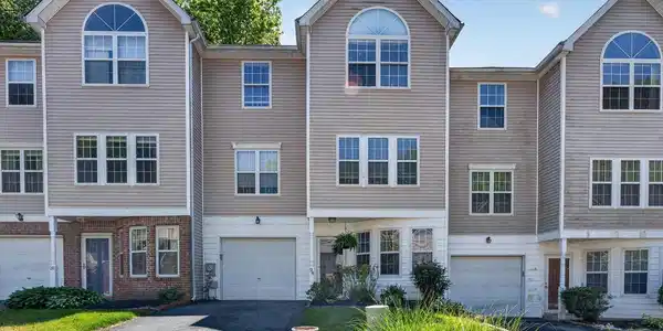 24 GINTY DRIVE