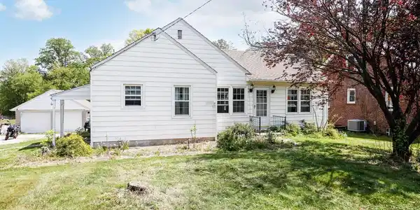 1458 PERRYVILLE ROAD