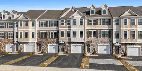 74 POTOMAC COURT