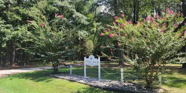 000 POINT ANNE DRIVE