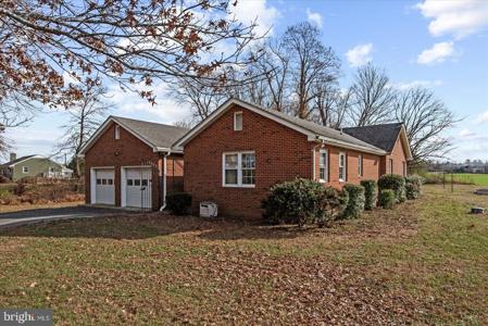 1606 PROSPECT HILL ROAD