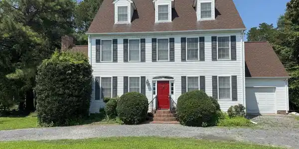 422 OVERLOOK DRIVE