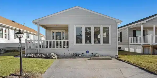 120 NAUTICAL LANE