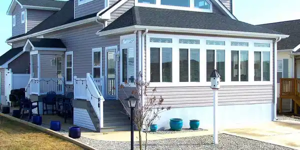 518 HARBOUR DRIVE