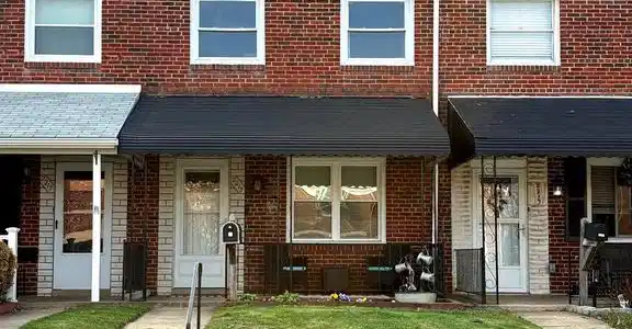 2215 SEARLES RD
