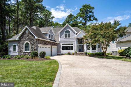413 BLUEWATER COURT