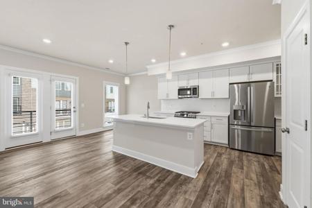 15539 SMOKE BOX WAY