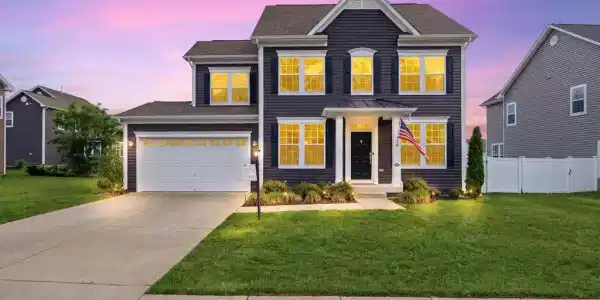 2413 BELDEN LANE