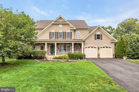 3232 LOST POND COURT