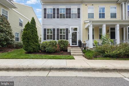 19 BOUCHER PLACE