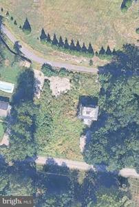 35 SHADY LANE