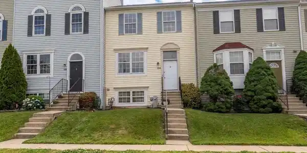 104 REMINGTON CIRCLE