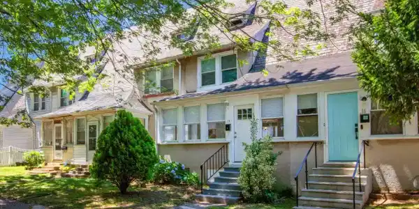 14 ADMIRAL BOULEVARD